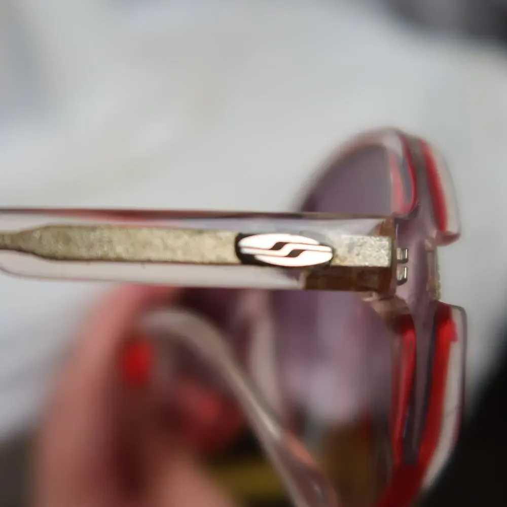 Vintage 80s Clear and Red Large Bug Eye Frame Sunglasses Ombre Lens